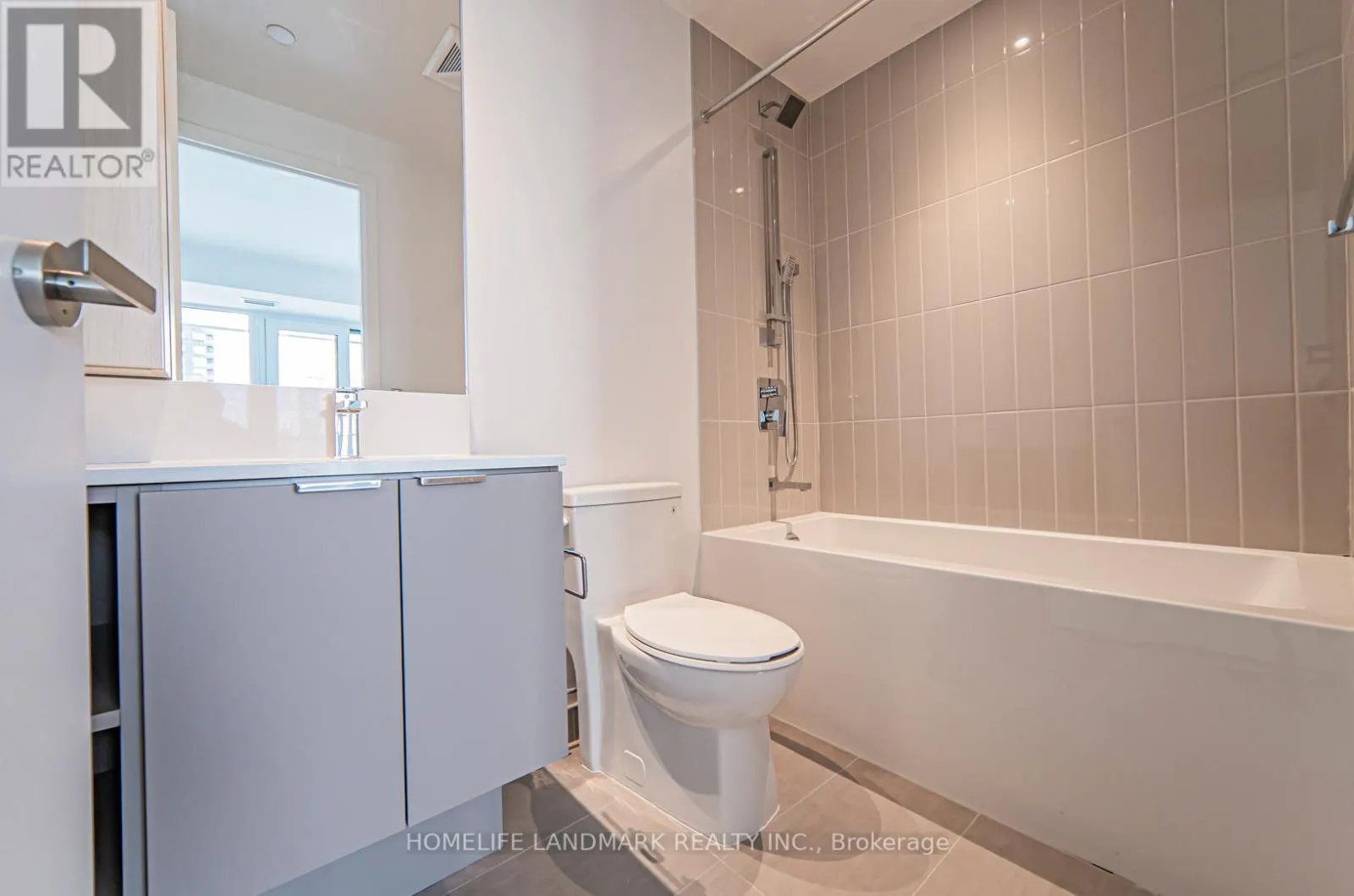 #1801 - 3883 QUARTZ ROAD