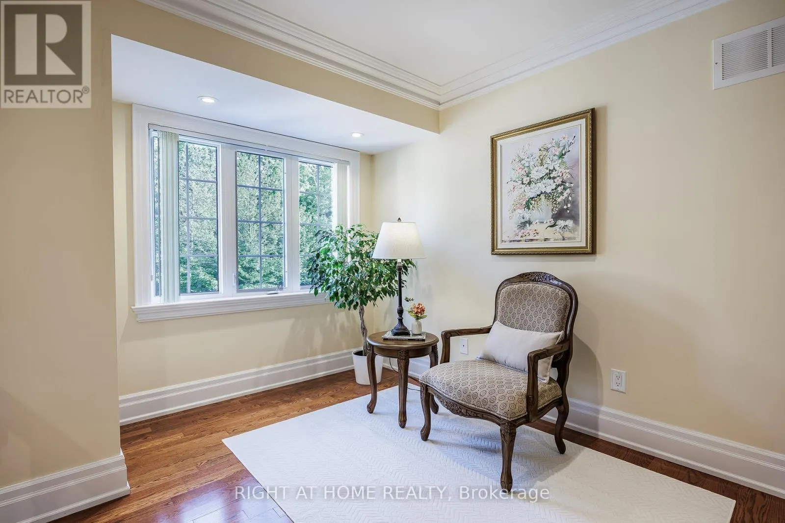 2 FAIRWAY ROAD