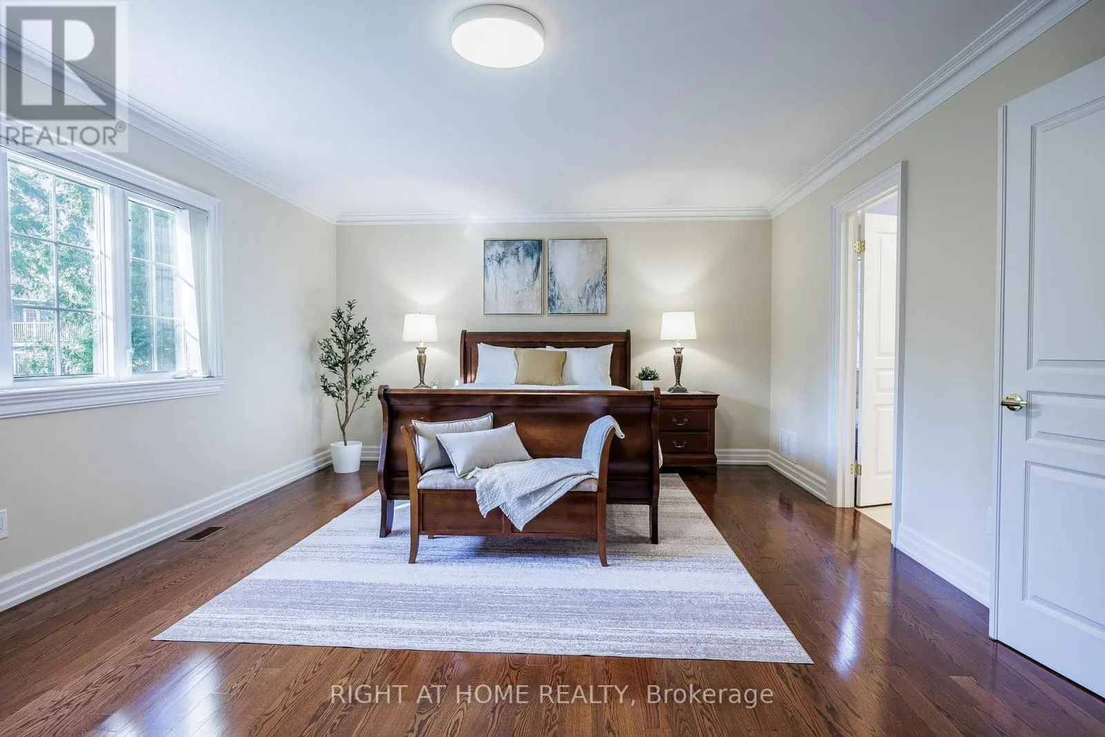 2 FAIRWAY ROAD