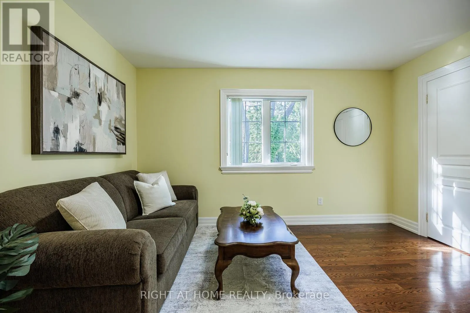 2 FAIRWAY ROAD