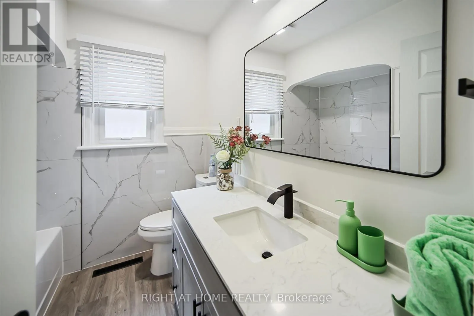 388 LARK AVENUE