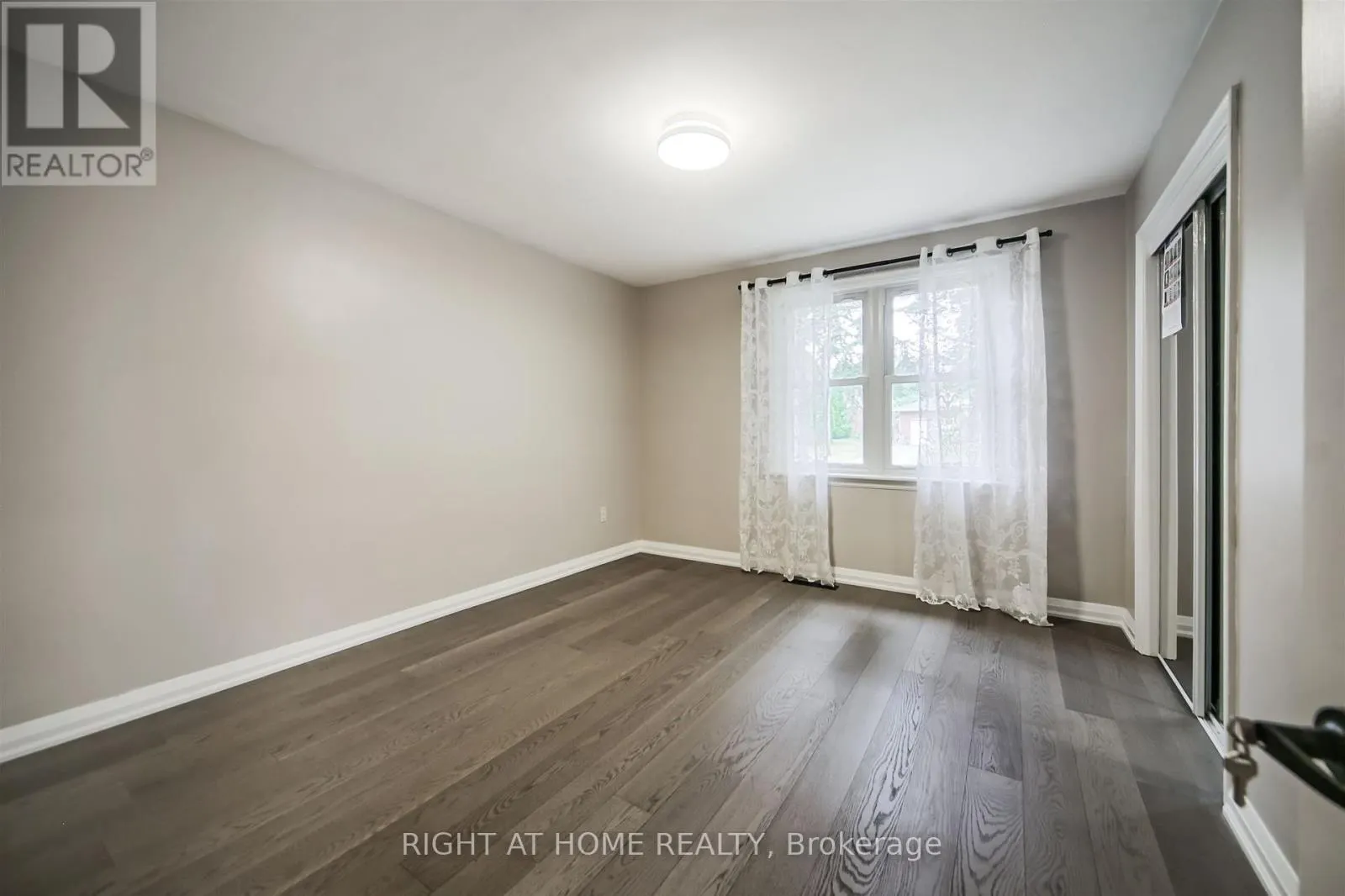 388 LARK AVENUE