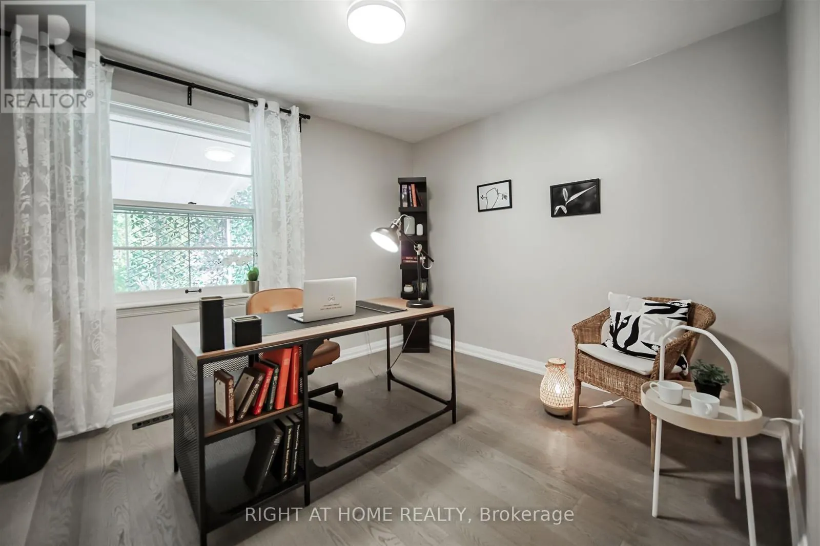 388 LARK AVENUE