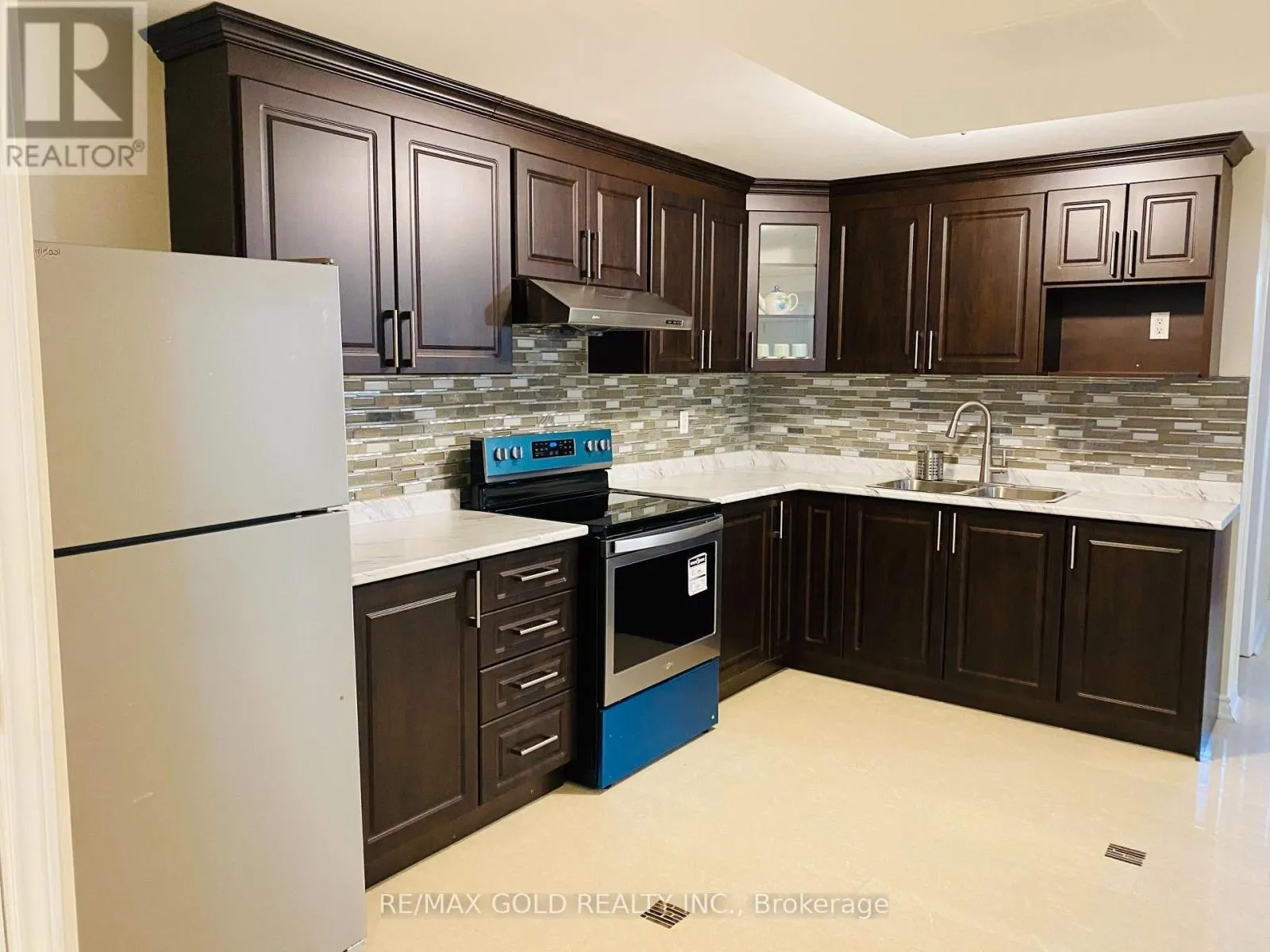 BSMT - 102 GARDENBROOKE TRAIL