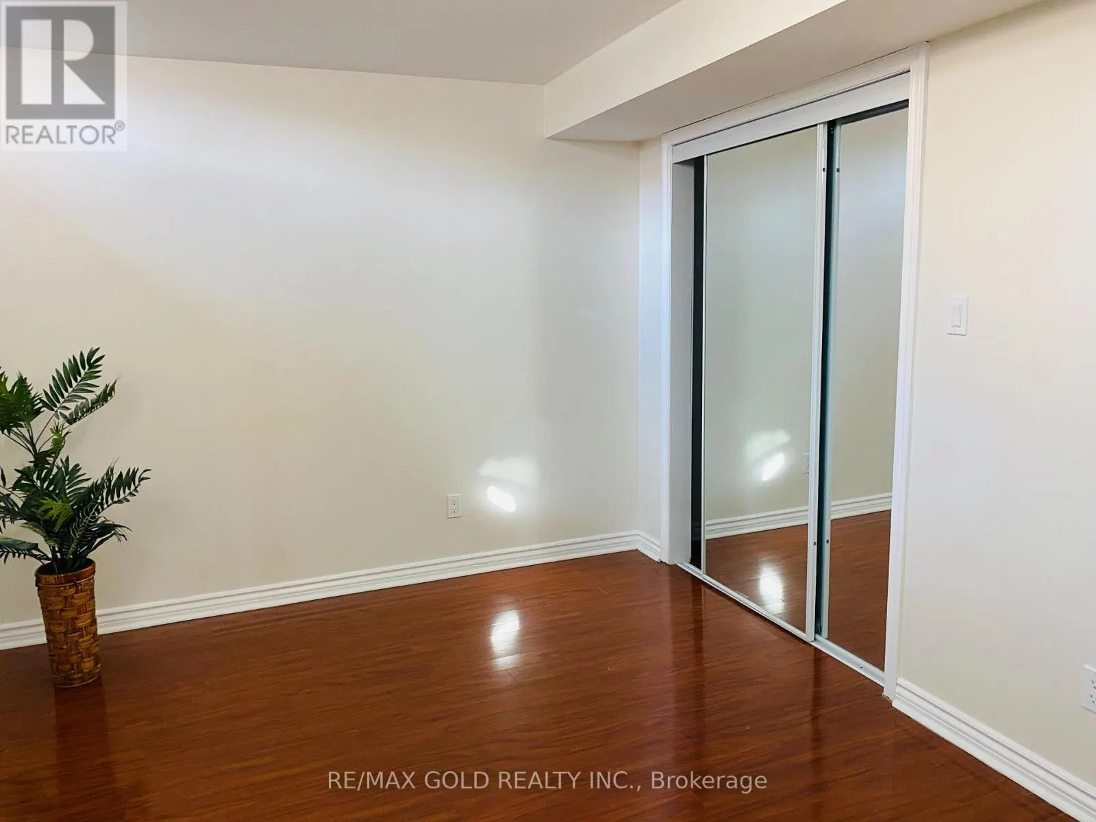 BSMT - 102 GARDENBROOKE TRAIL