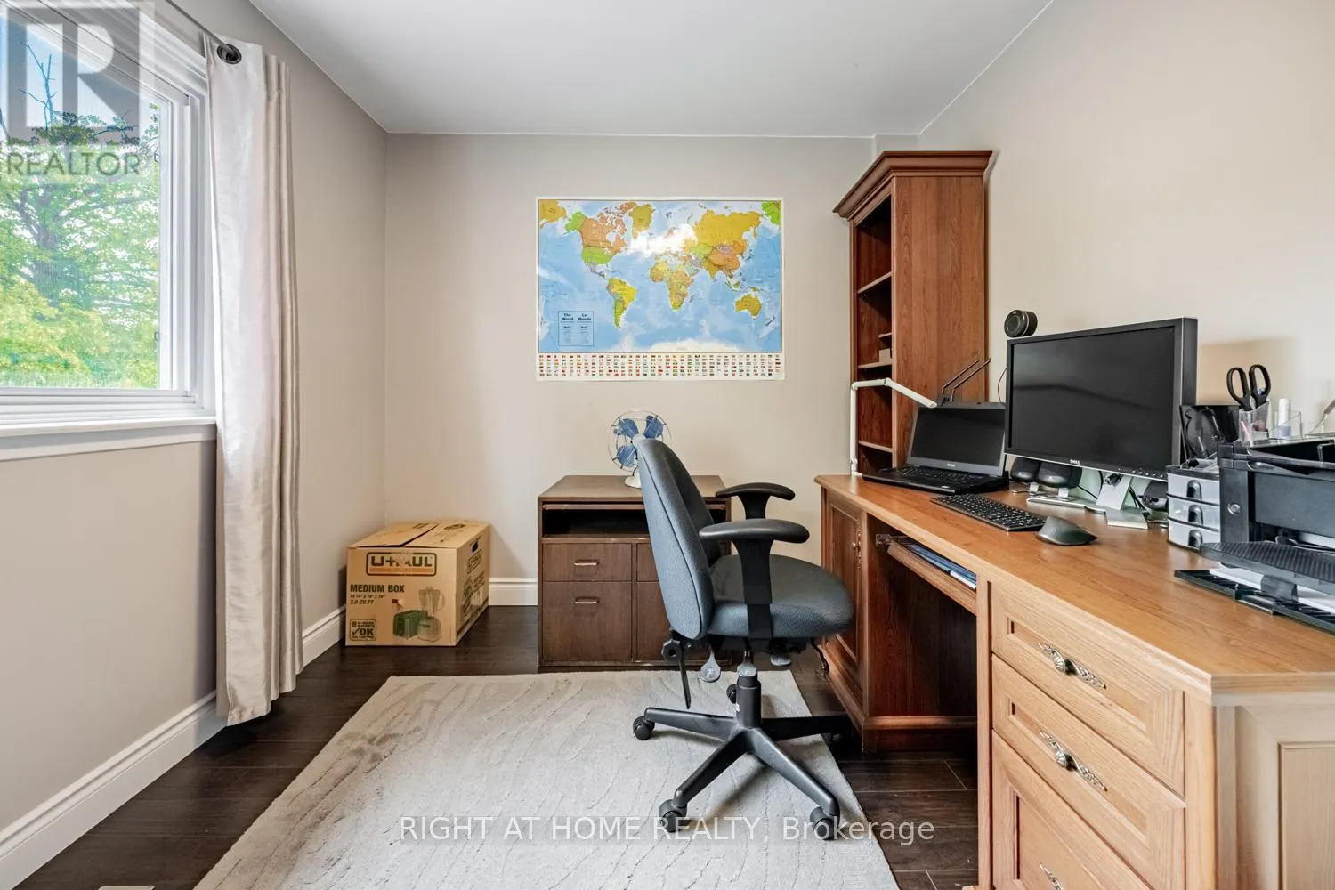 19 - 345 MEADOWS BOULEVARD W