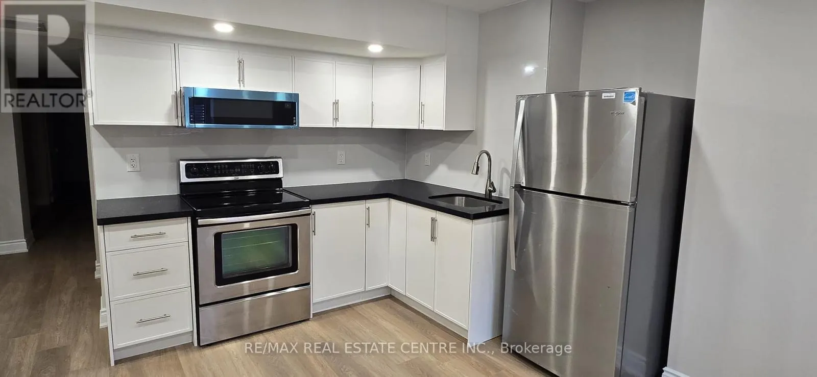 BSMT. - 389-1 NAIRN CIRCLE