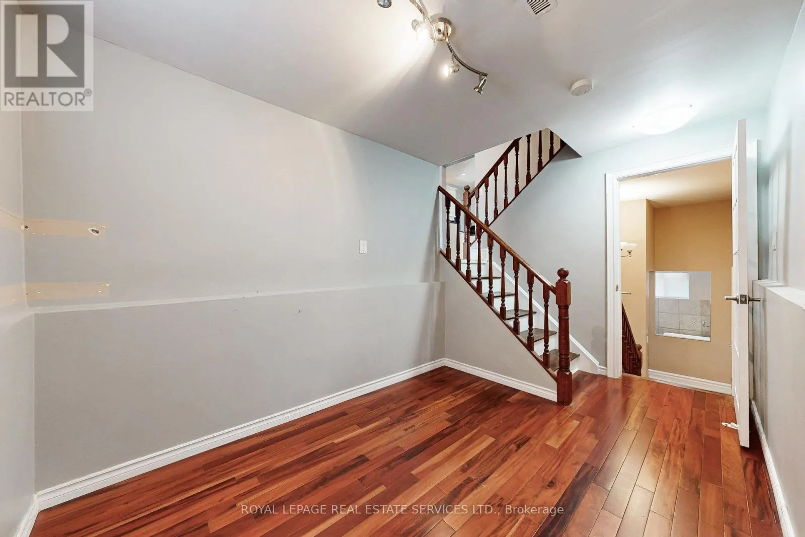 163 CONNAUGHT CRESCENT