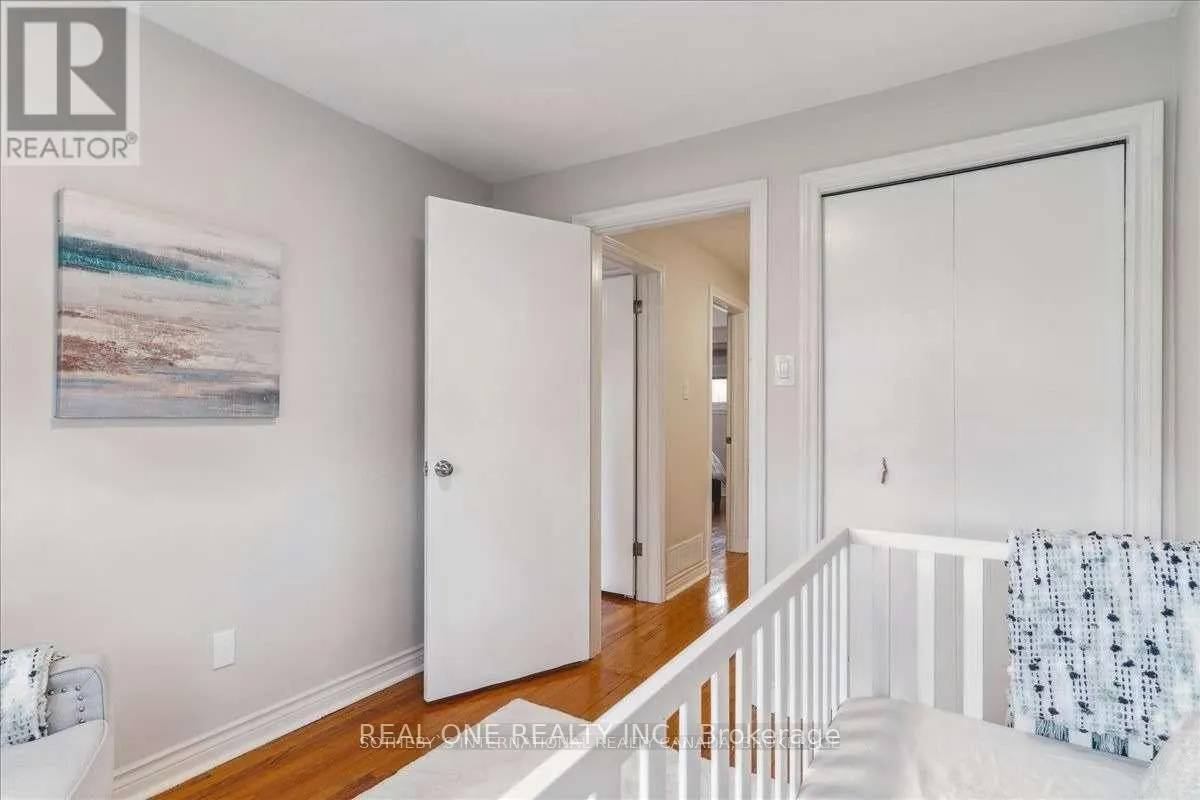 346 TRAFALGAR COURT