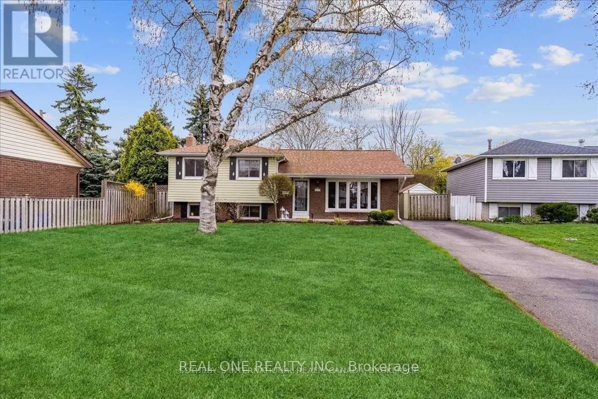 346 TRAFALGAR COURT