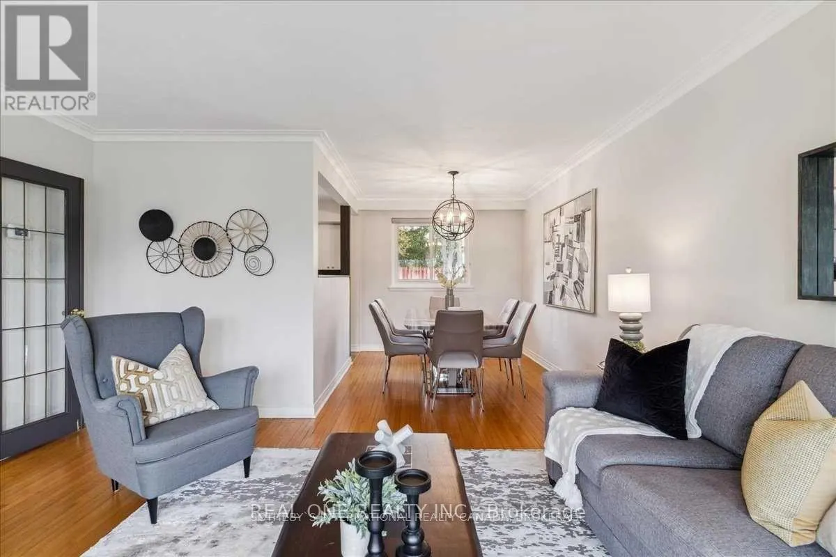 346 TRAFALGAR COURT