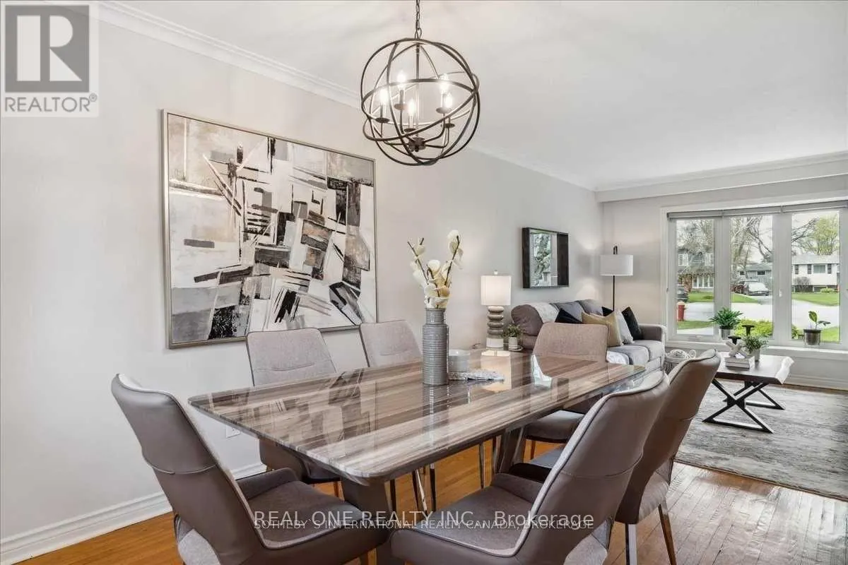 346 TRAFALGAR COURT