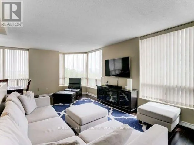 811 - 3 HICKORY TREE ROAD