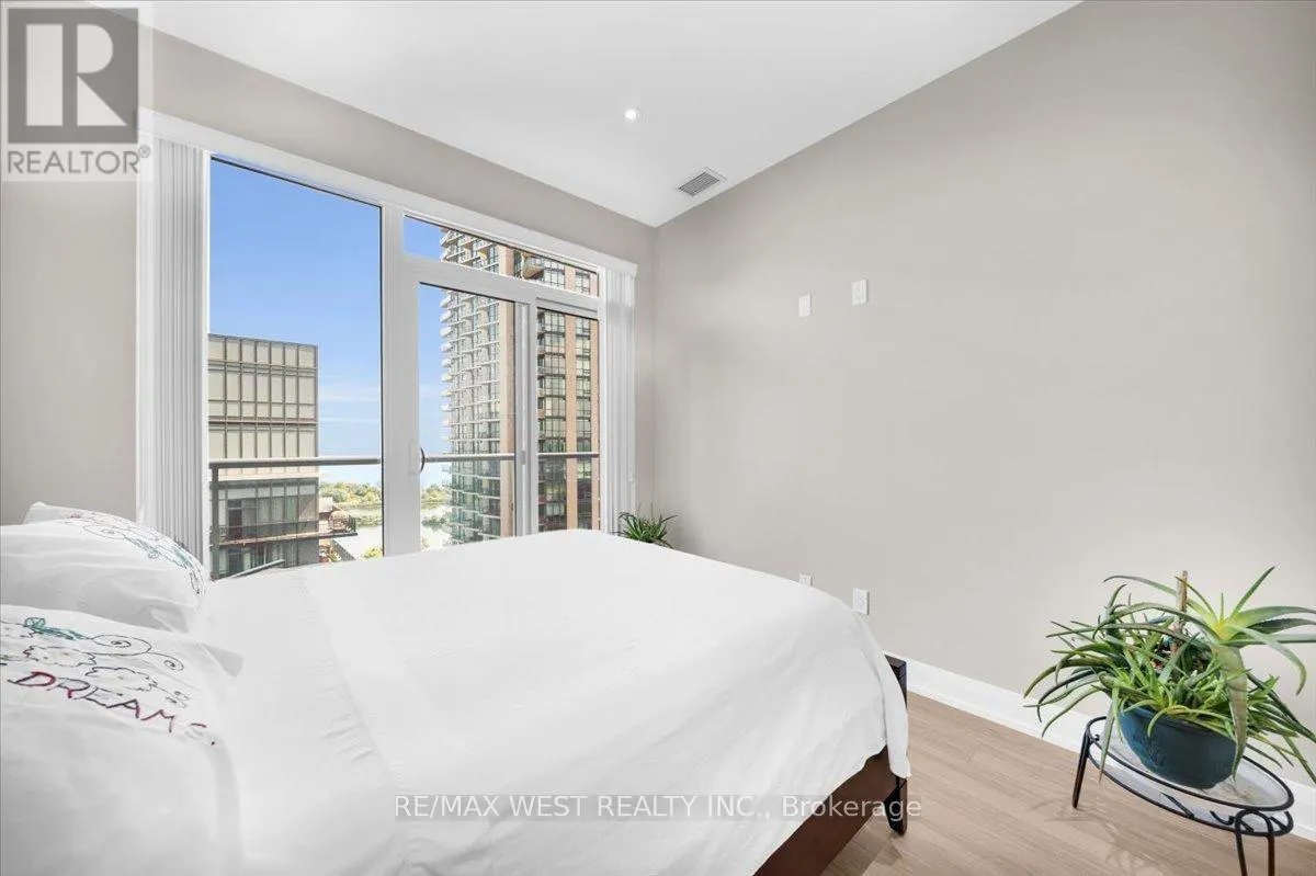 1603 - 56 ANNIE CRAIG DRIVE