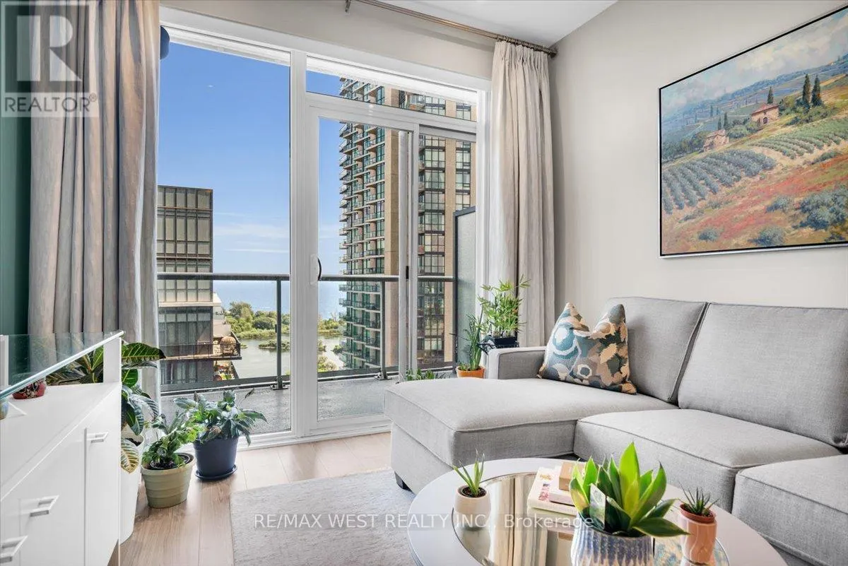 1603 - 56 ANNIE CRAIG DRIVE