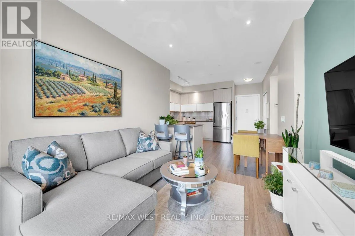 1603 - 56 ANNIE CRAIG DRIVE