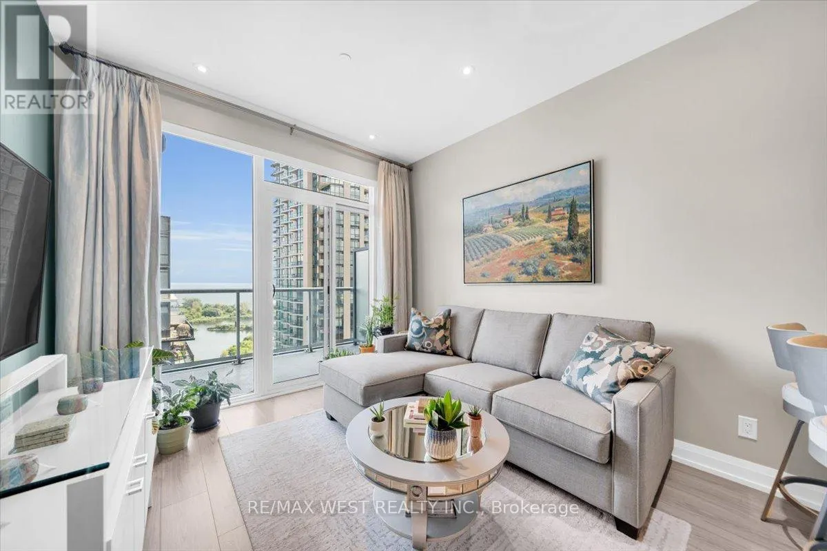 1603 - 56 ANNIE CRAIG DRIVE