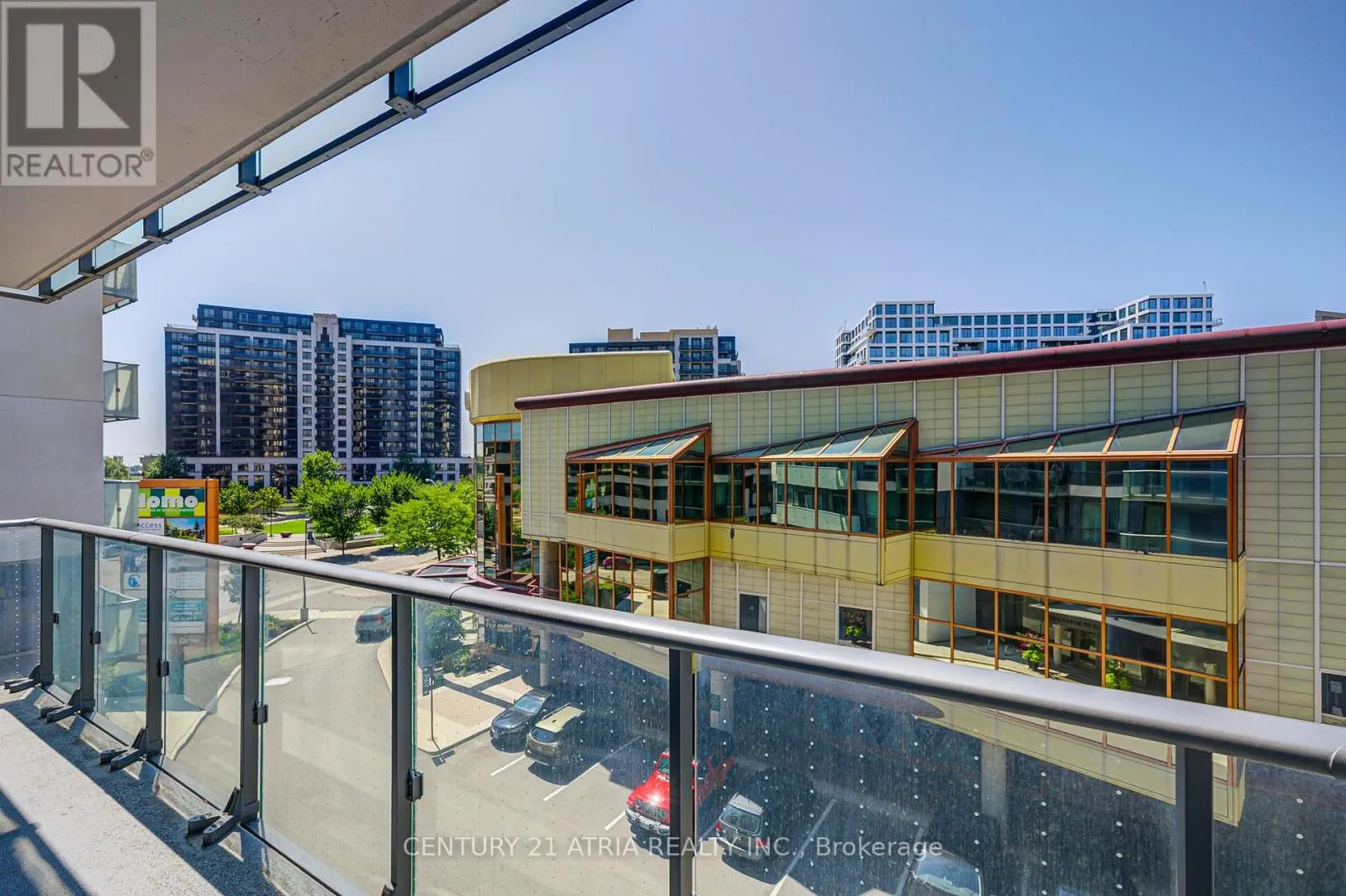 401 - 10 DE BOERS DRIVE