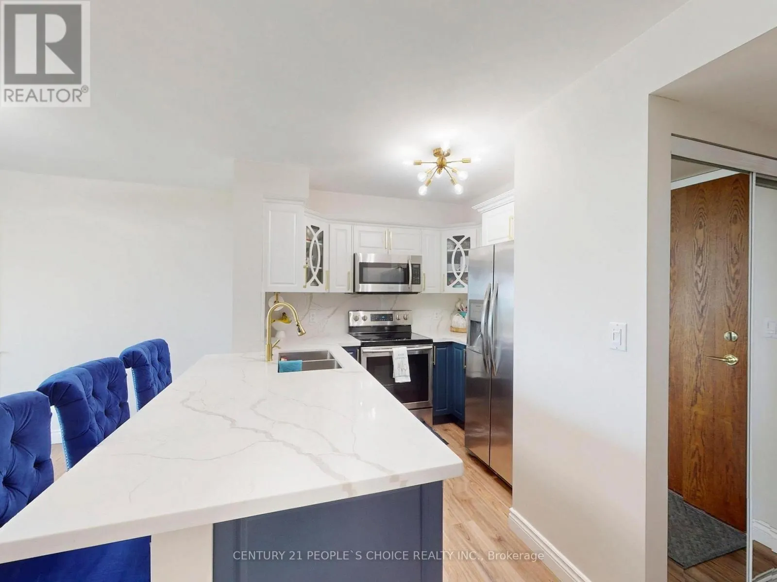 1107 - 4879 KIMBERMOUNT AVENUE