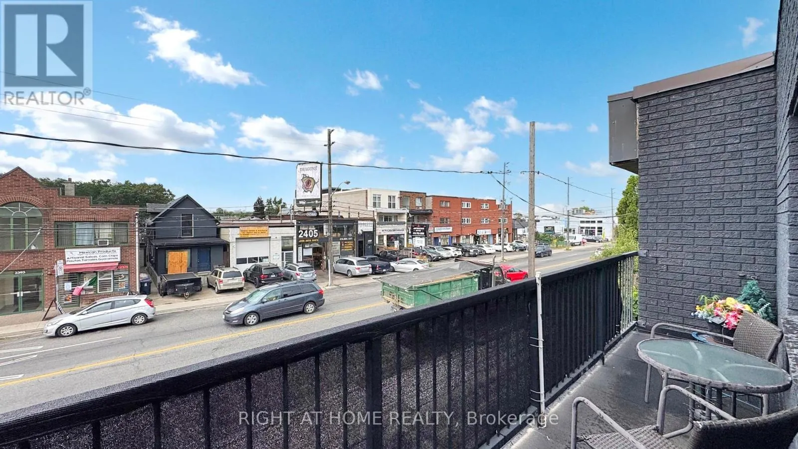 2400 ST CLAIR AVENUE W