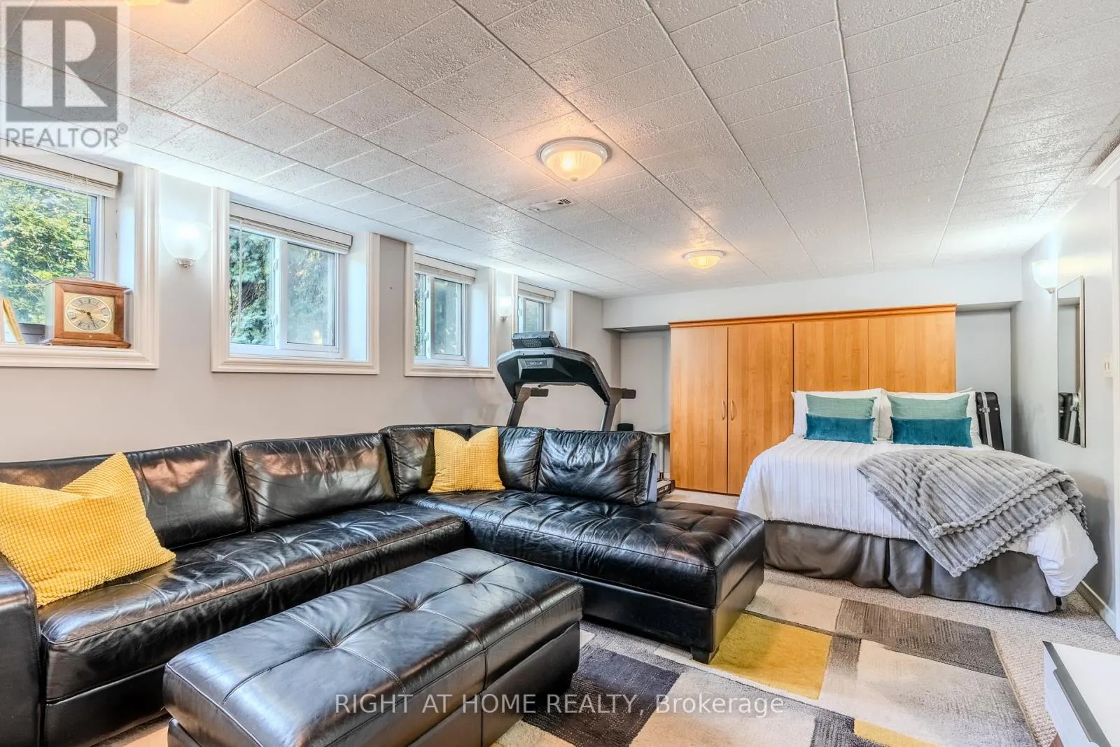 2 PRINCE CHARLES DRIVE
