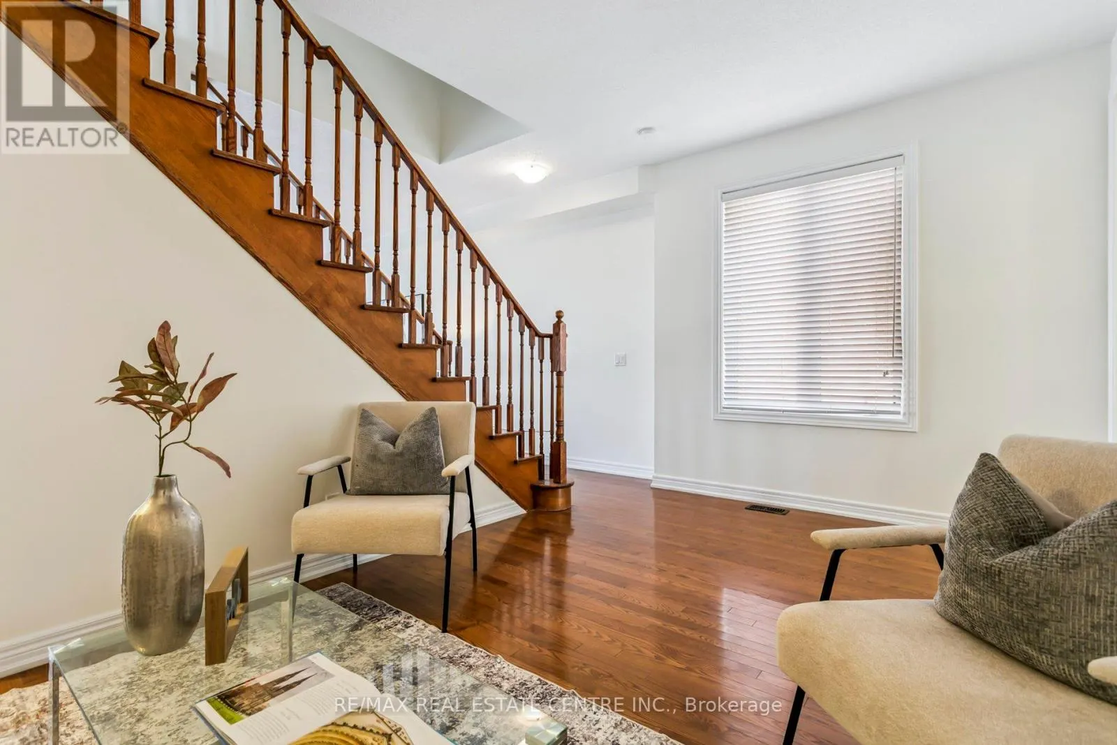 856 MILTONBROOK CRESCENT