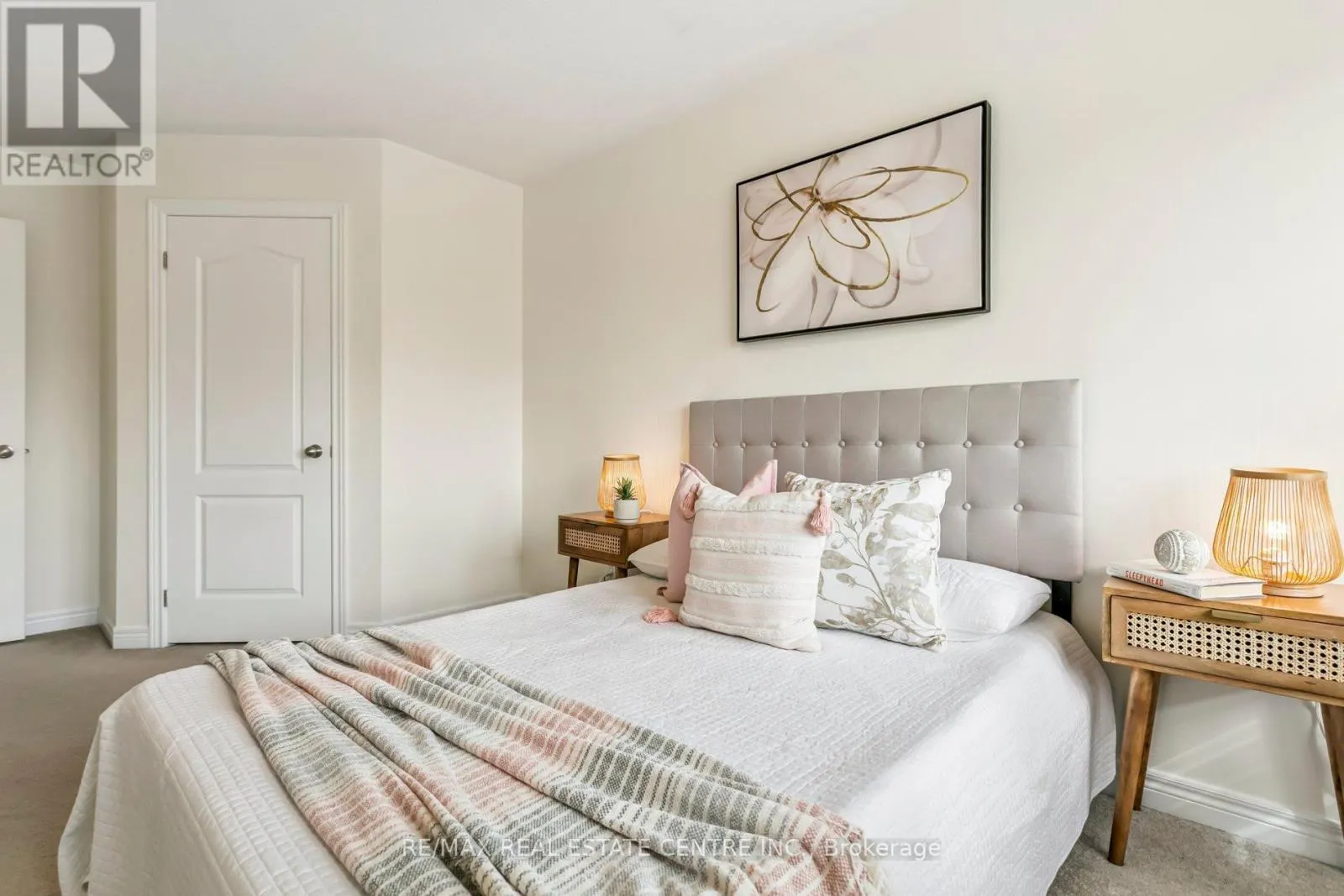 856 MILTONBROOK CRESCENT