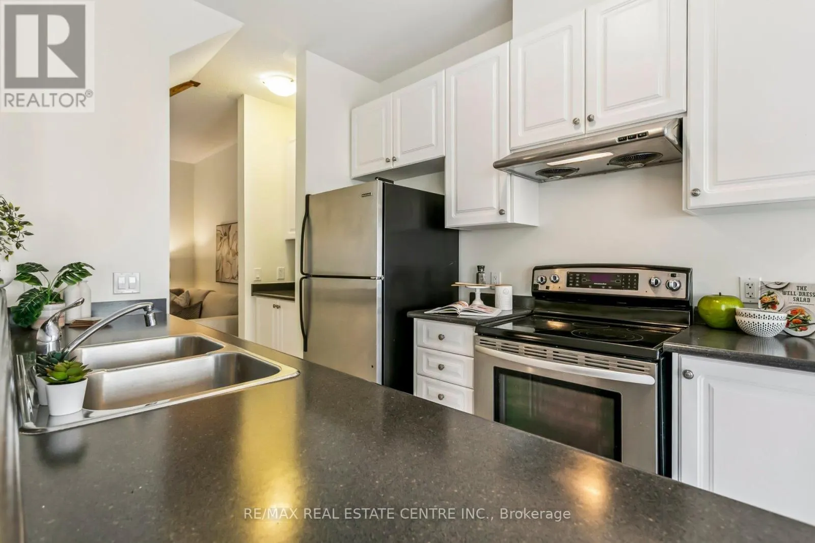 856 MILTONBROOK CRESCENT