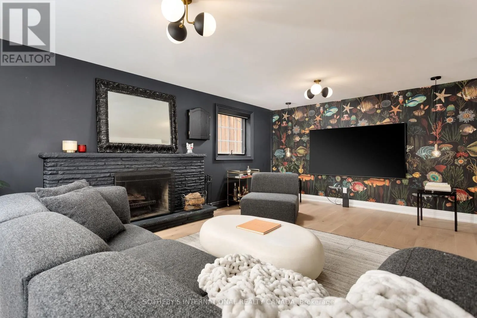 15 RAVENSBOURNE CRESCENT