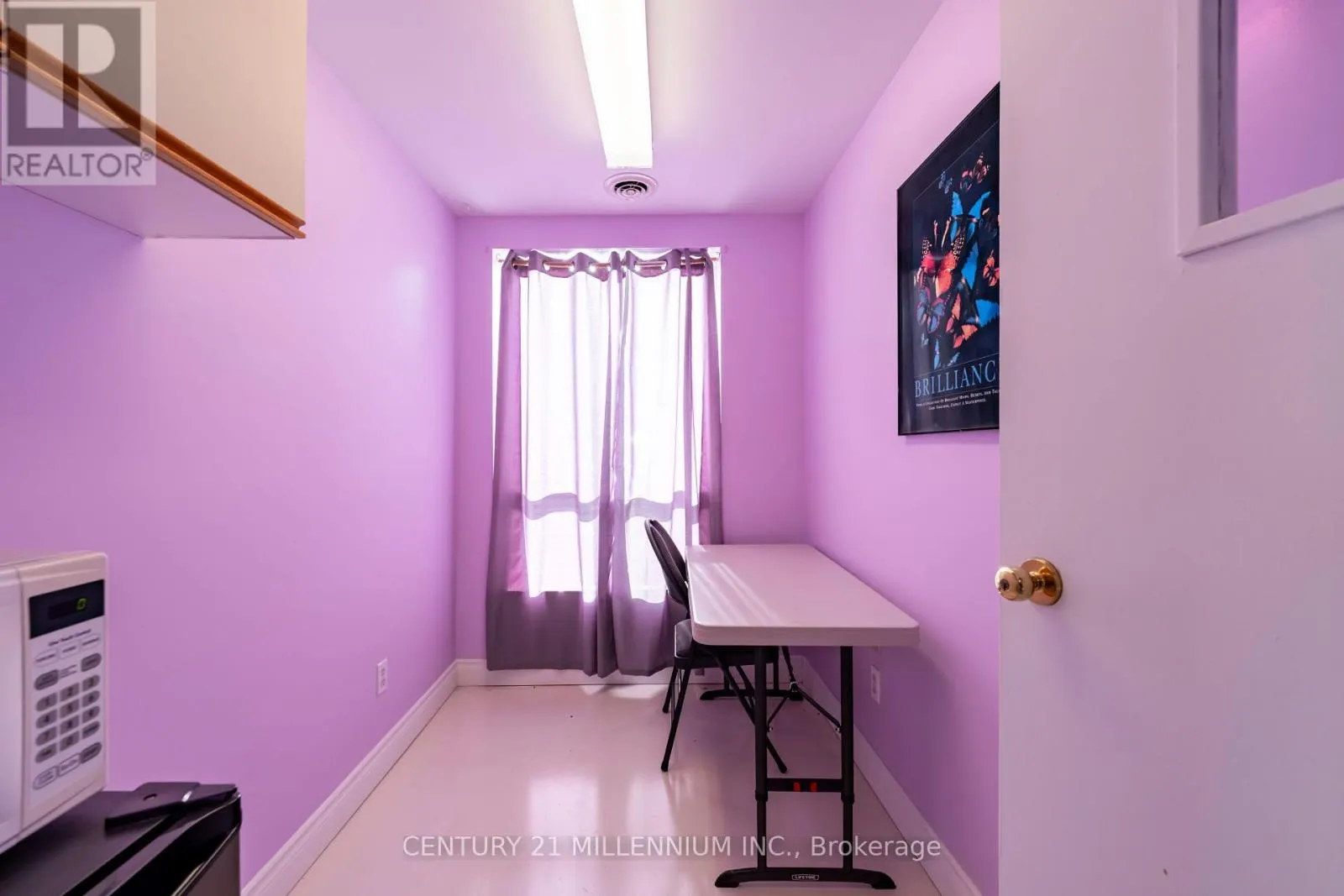 1 - 18 ROBB BOULEVARD