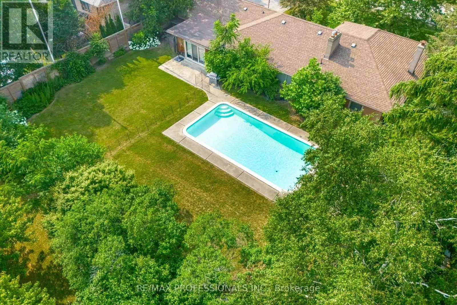 55 BYWOOD DRIVE
