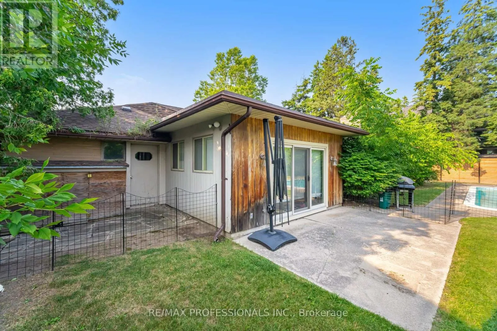 55 BYWOOD DRIVE