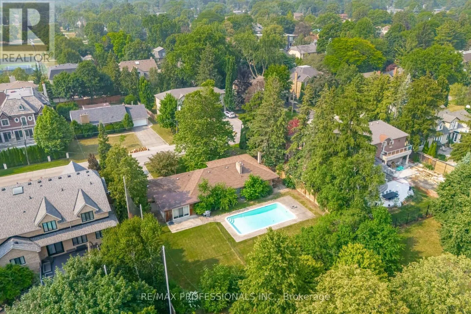55 BYWOOD DRIVE