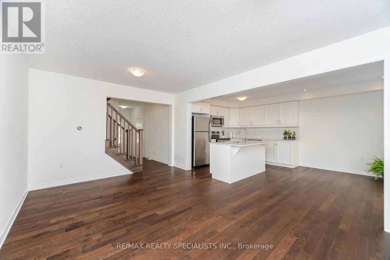 128 - 1000 ASLETON BOULEVARD
