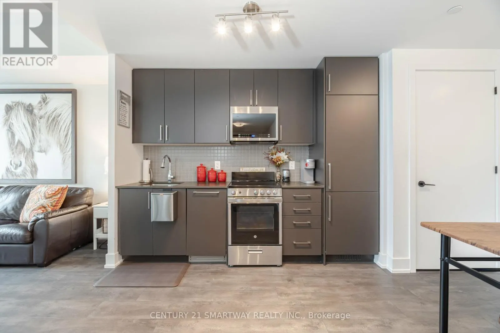 411 - 2450 OLD BRONTE ROAD