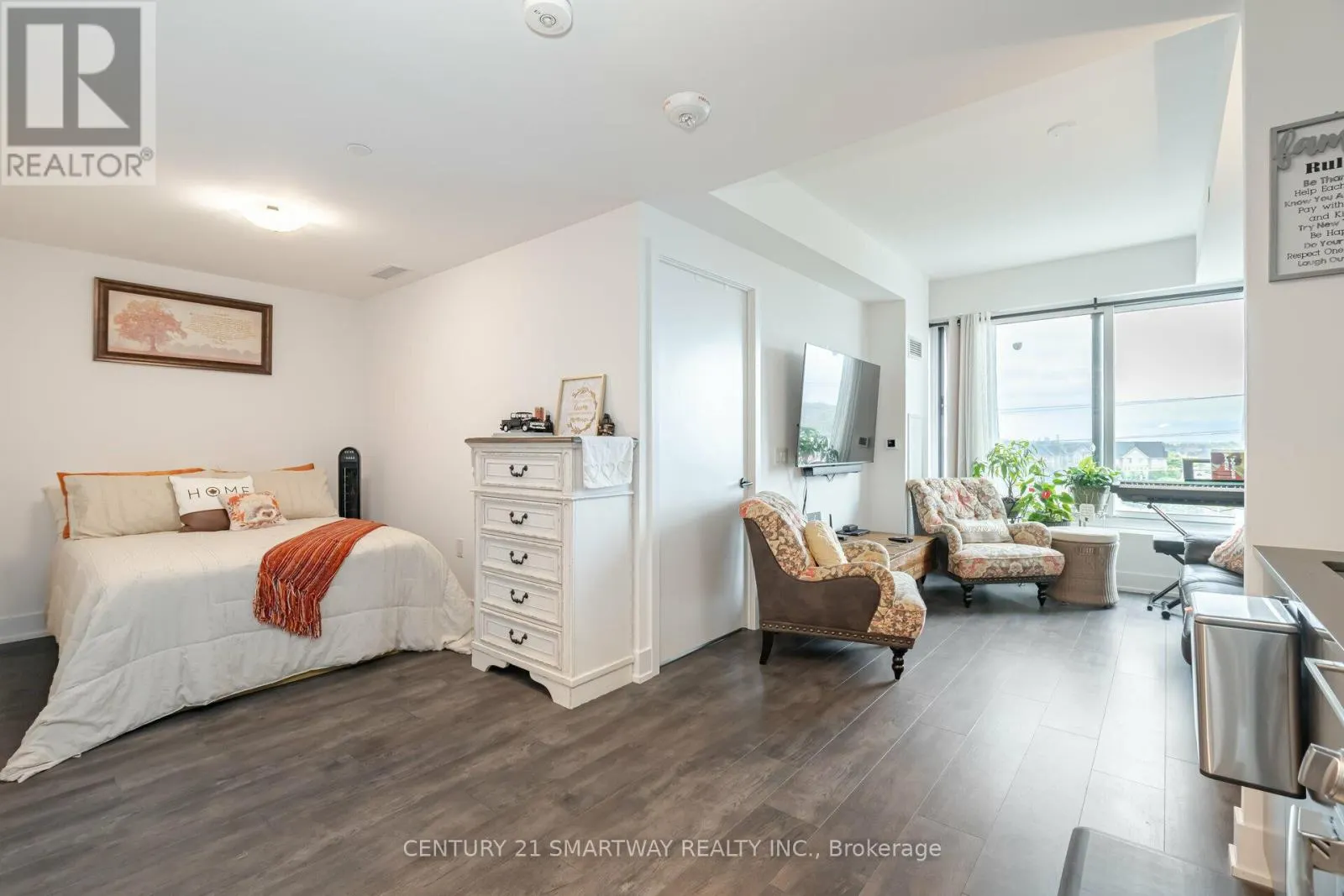 411 - 2450 OLD BRONTE ROAD