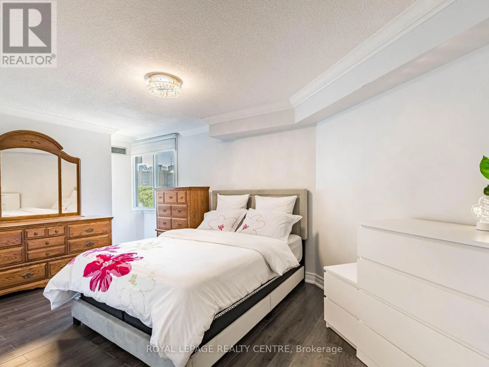 709 - 1320 MISSISSAUGA VALLEY BOULEVARD