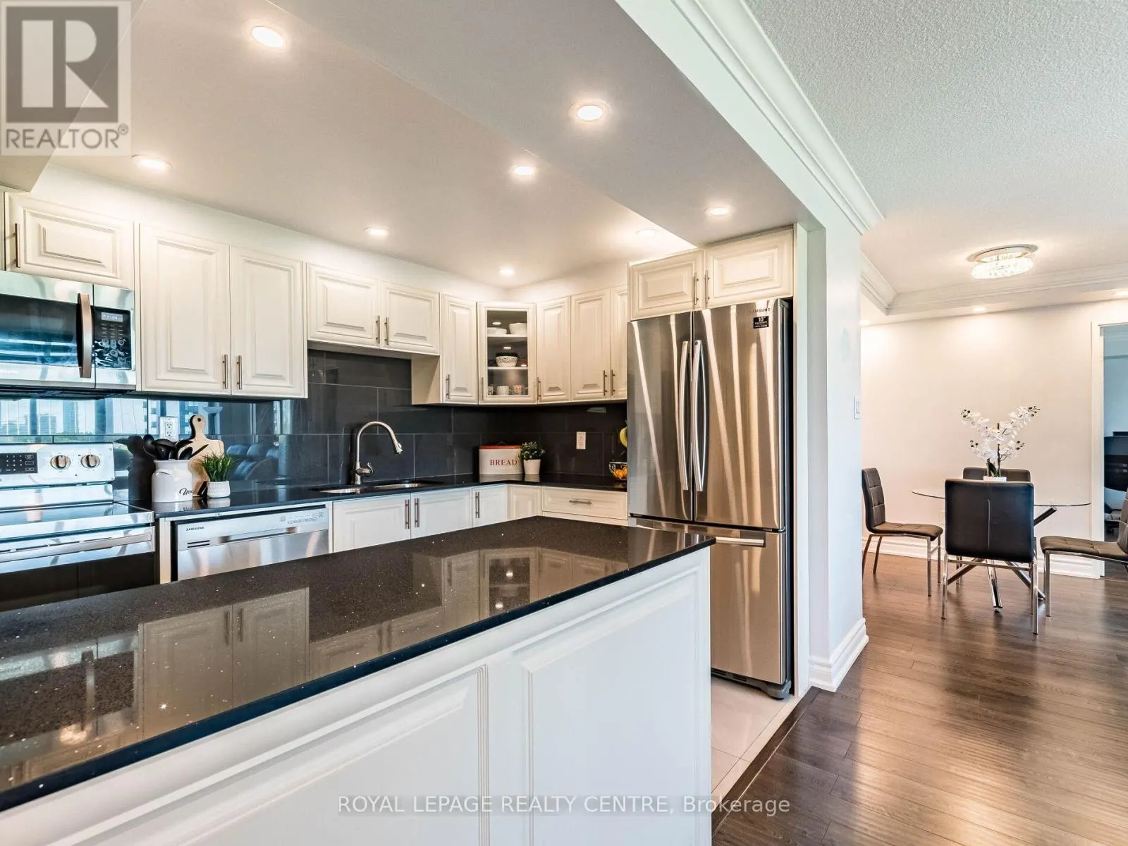 709 - 1320 MISSISSAUGA VALLEY BOULEVARD