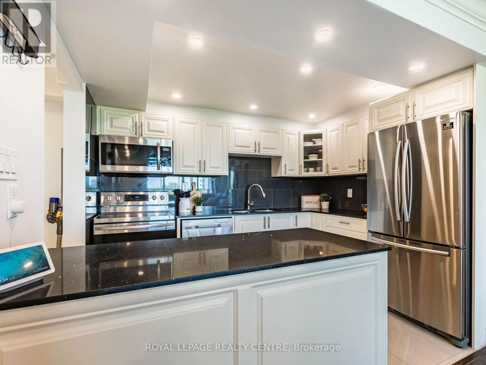 709 - 1320 MISSISSAUGA VALLEY BOULEVARD