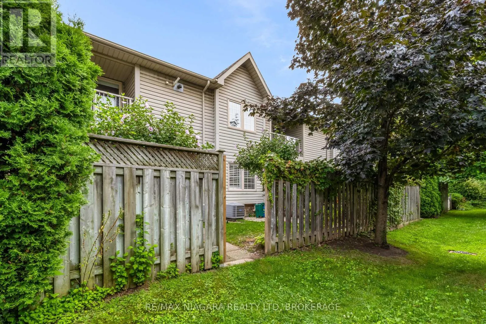 34 - 3333 NEW STREET, #34