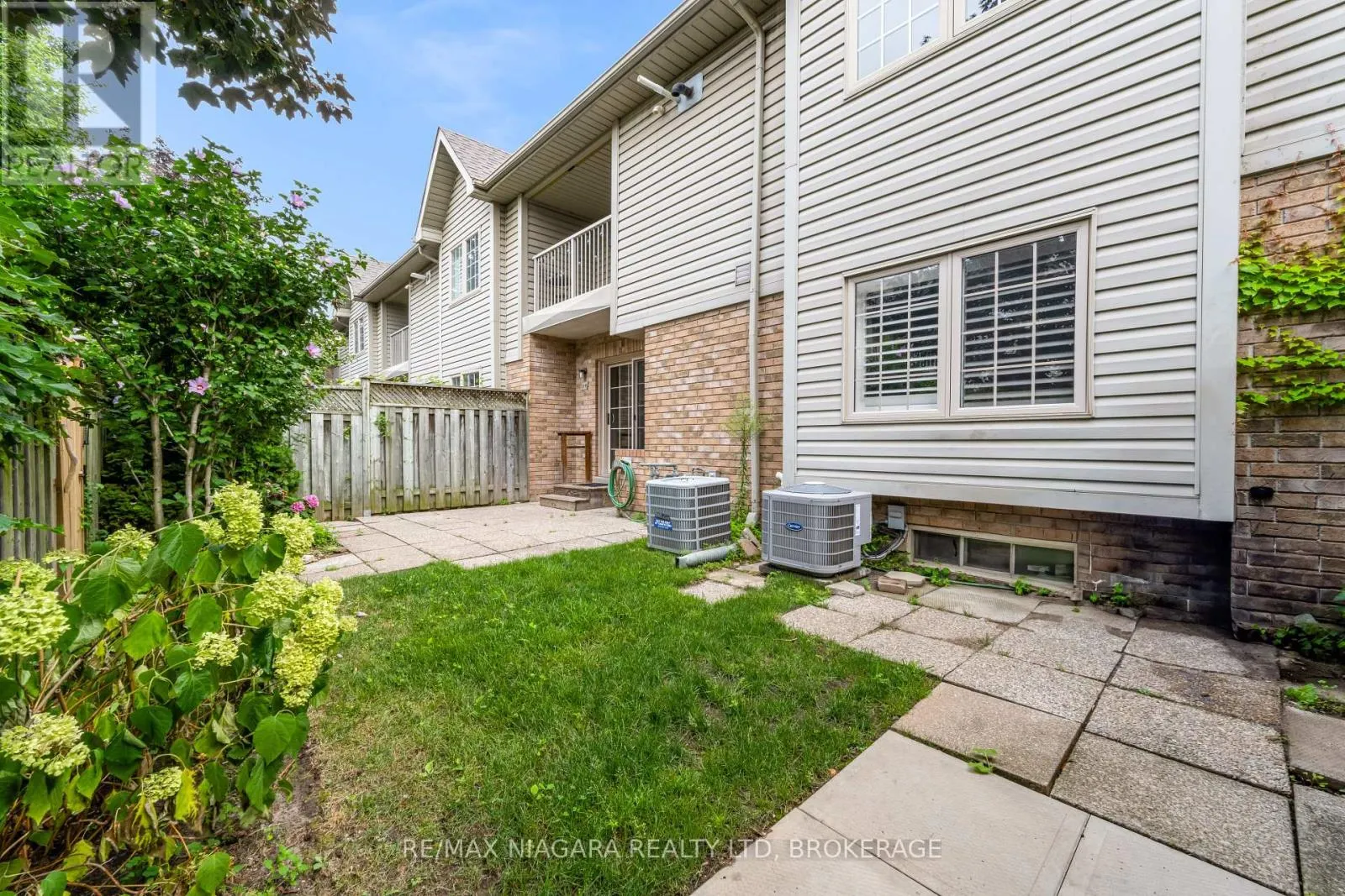 34 - 3333 NEW STREET, #34