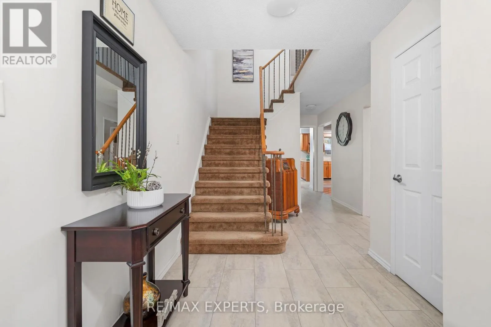 26 LANGHOLM COURT
