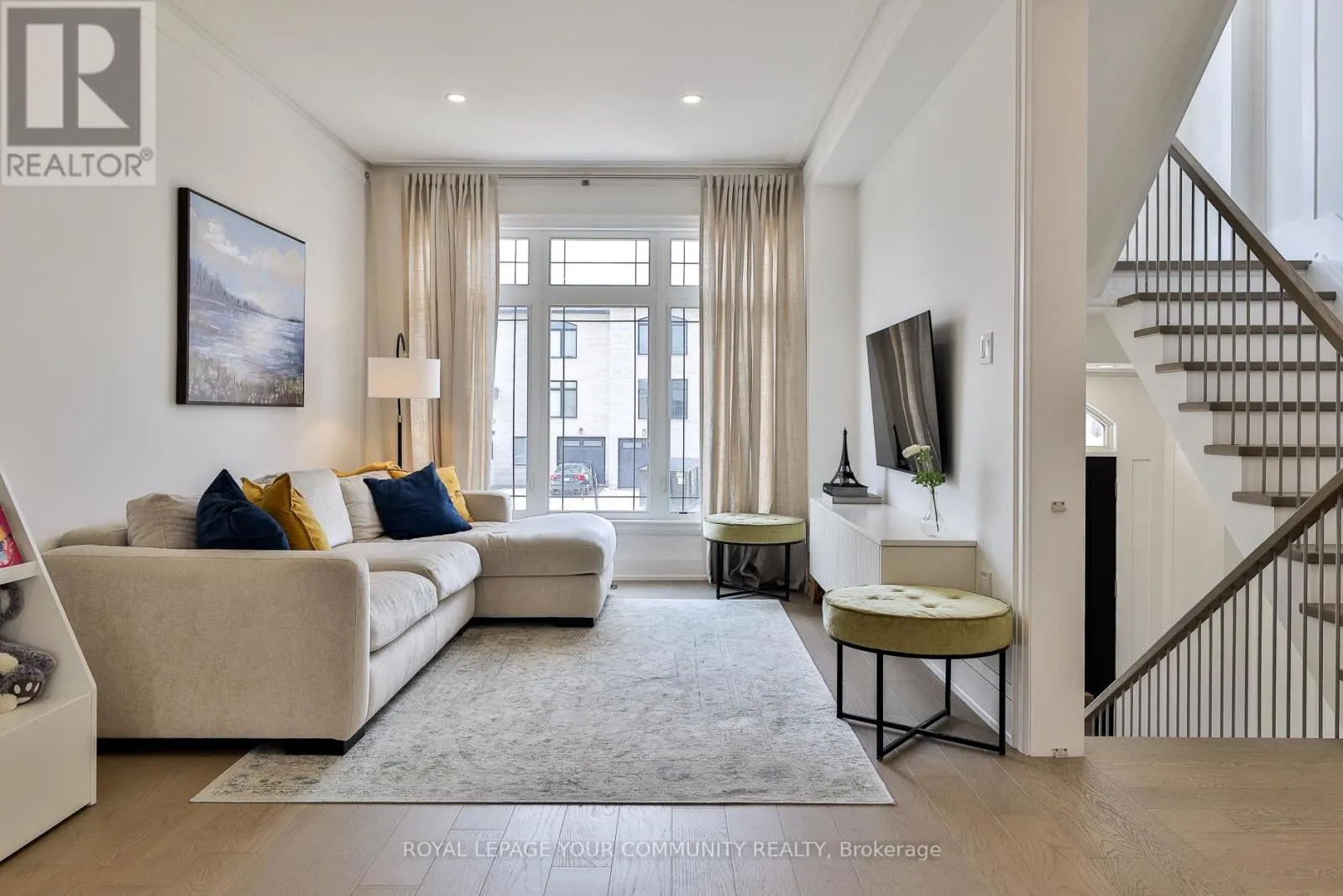 37 ST GASPAR COURT