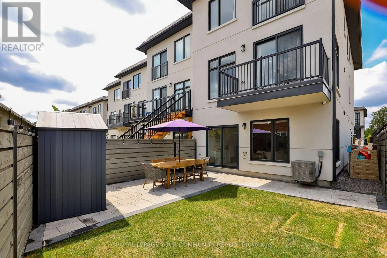 37 ST GASPAR COURT