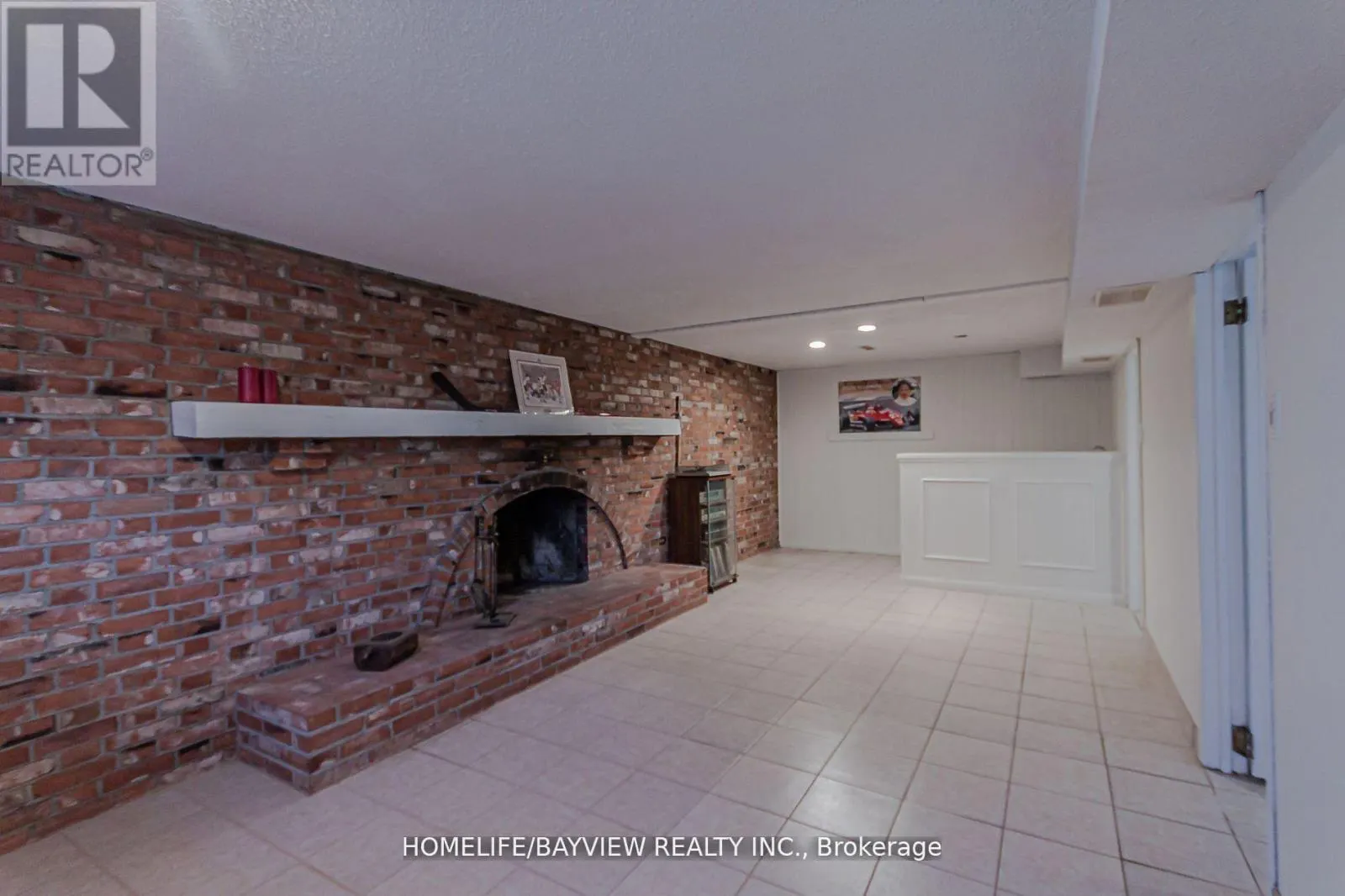 49 HILLTOP COURT