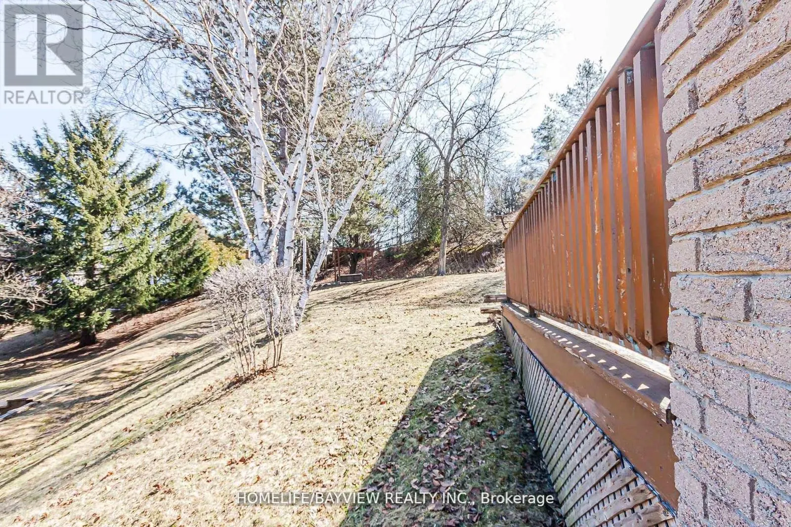 49 HILLTOP COURT