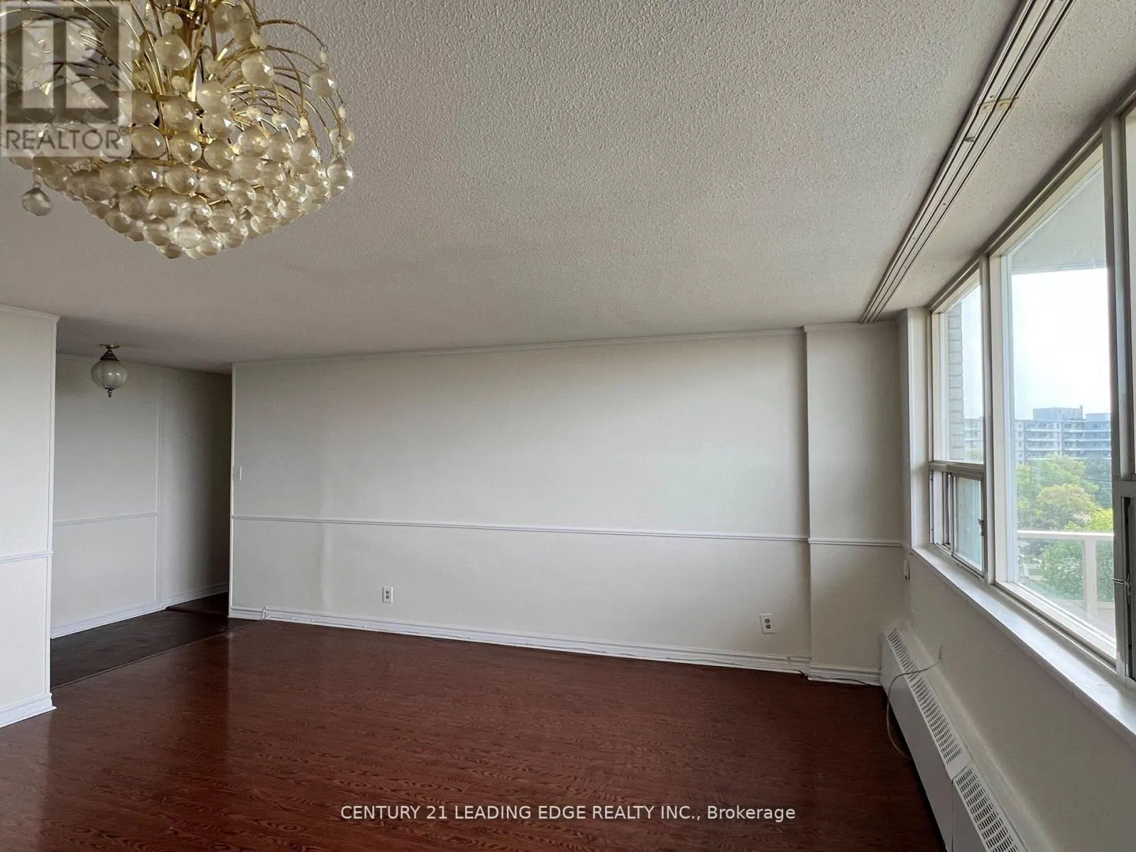916 - 80 GRANDRAVINE DRIVE