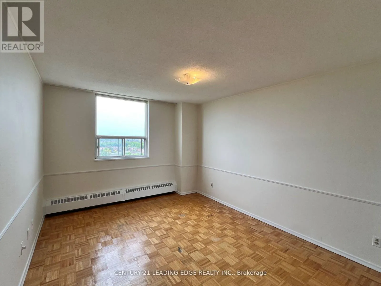 916 - 80 GRANDRAVINE DRIVE