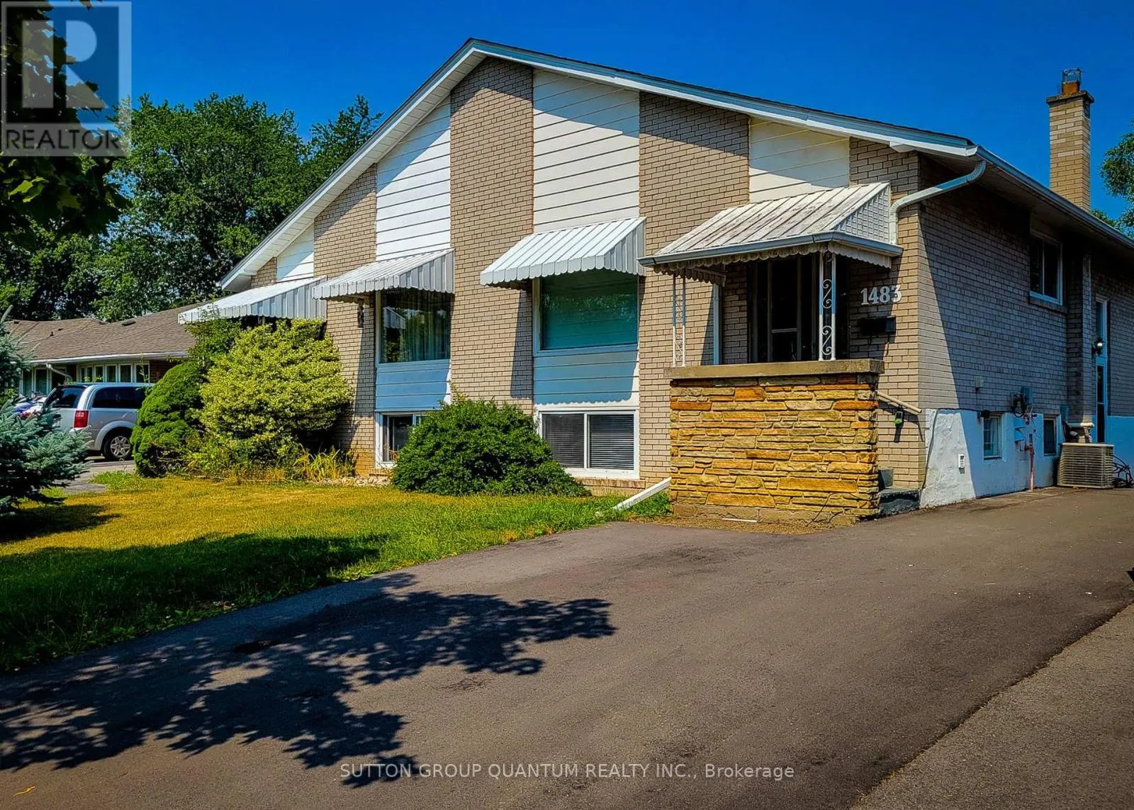 #LOWER - 1483 SANDGATE CRESCENT