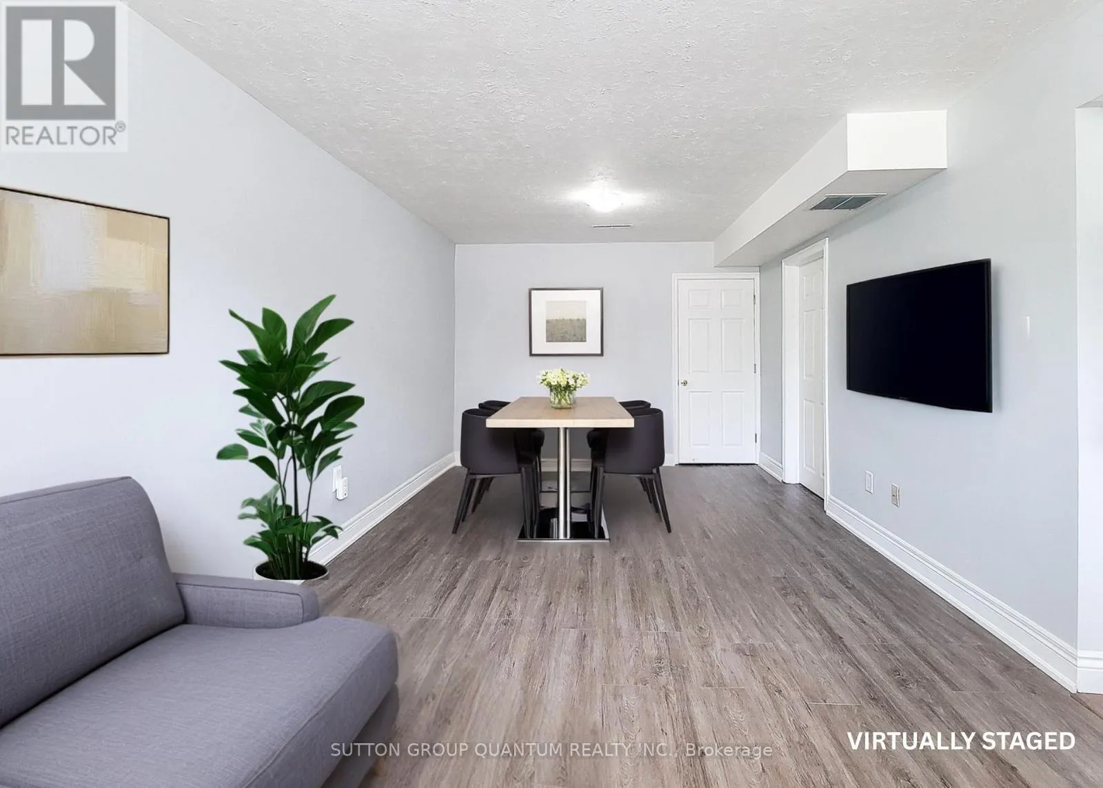 #LOWER - 1483 SANDGATE CRESCENT